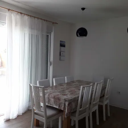 Apartment House Sanja *